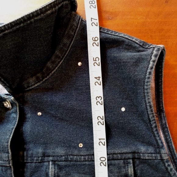 Quacker Factory DreamJeannes Rhinestone Sleeveless Jacket - Picture 5 of 7